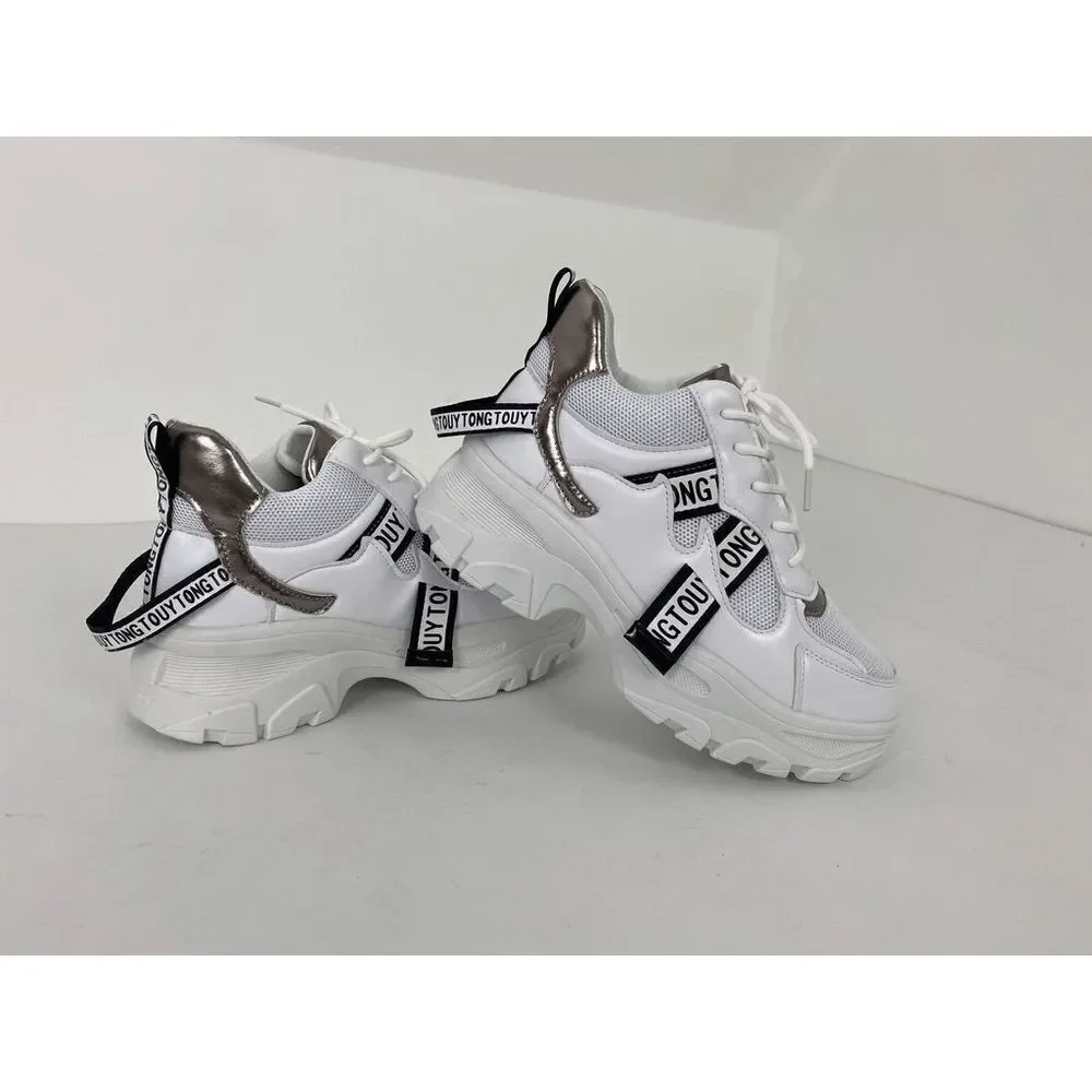 AEWLFTY NWOB Sneakers White Athletic Shoes Mod Contemporary Street Shoes - Size